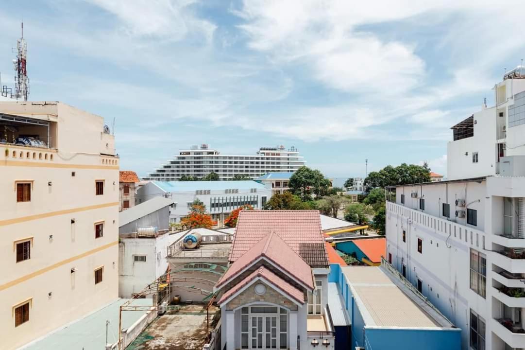 Bao Phuc Hotel Дуонг-Донг Экстерьер фото